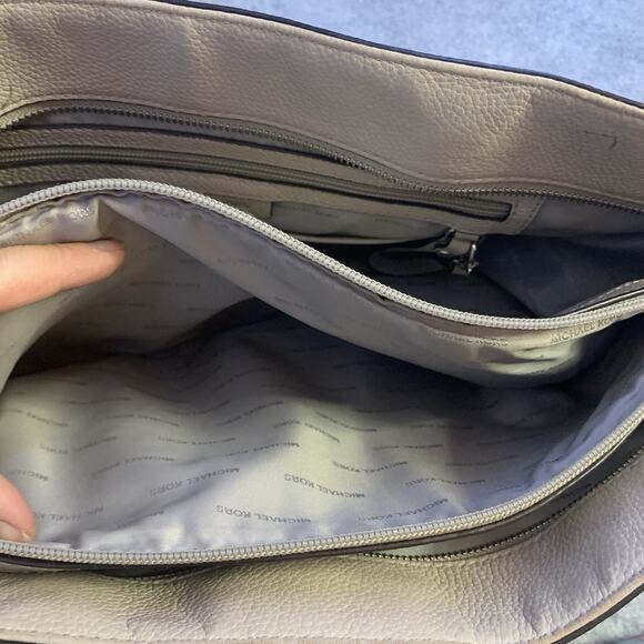 Michael Kors Large Leather Zip Mercer Tote Bag, Silver Hardware, Laptop Sleeve - Picture 9 of 16